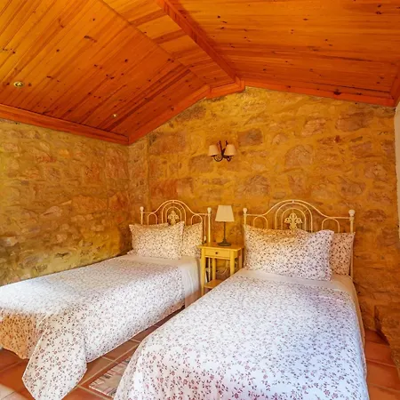 Casa Do Vale Do Papo Holiday home Pombal (Leiria)