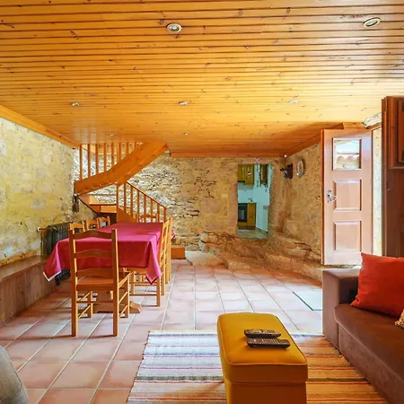 بيت للعطل Casa Do Vale Do Papo بومبال